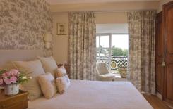 Charming Room - 201 Bossuet