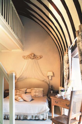 Château Colbert - Family Room